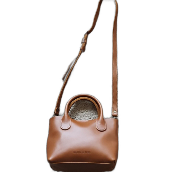 NWOT Portland Leather Goods 'Almost Perfect' Raindrop Crossbody Bag, Honey - Picture 4 of 10